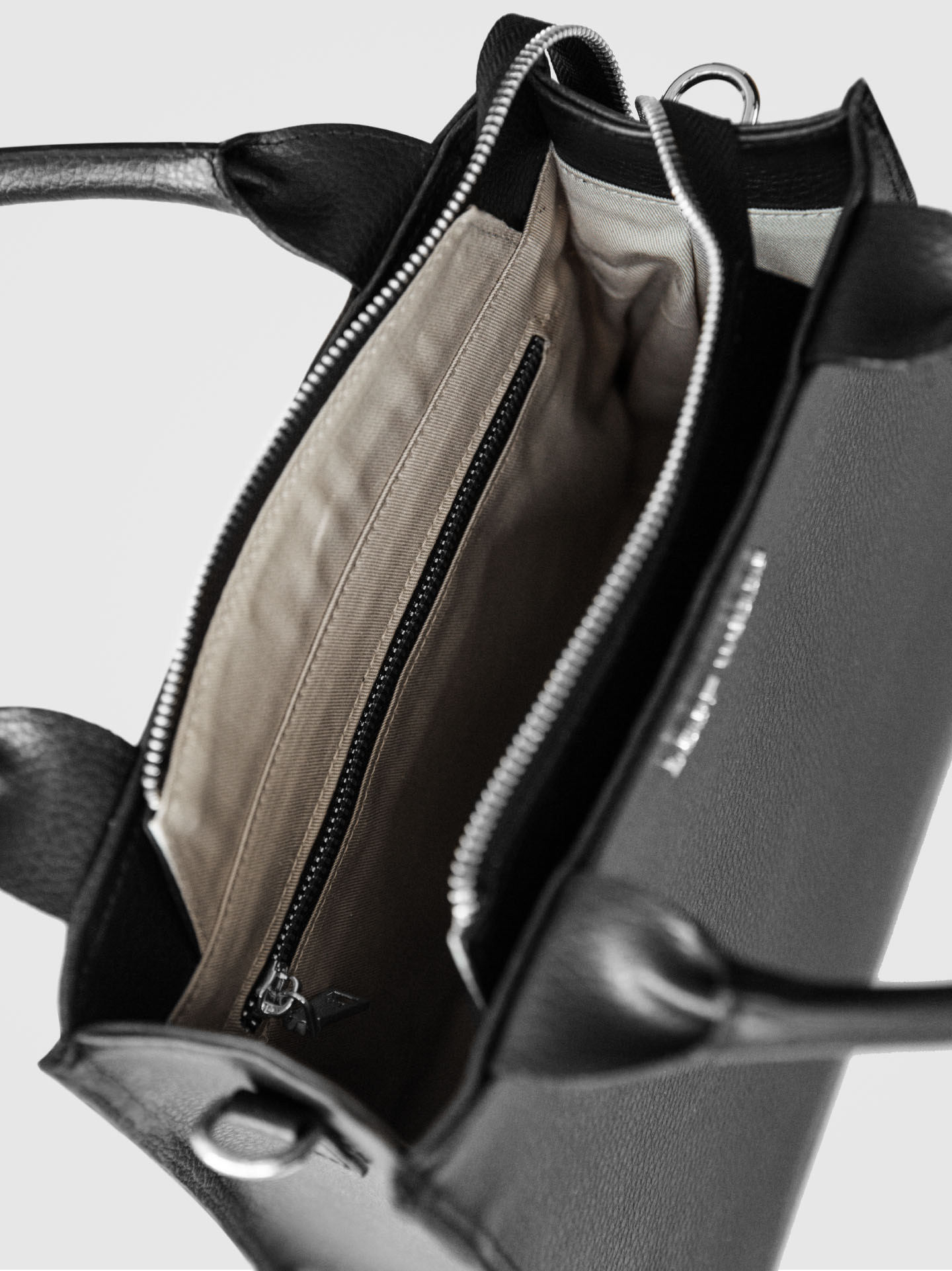 Ebony Tote Bag - Black MIRUM® & Silver Hardware