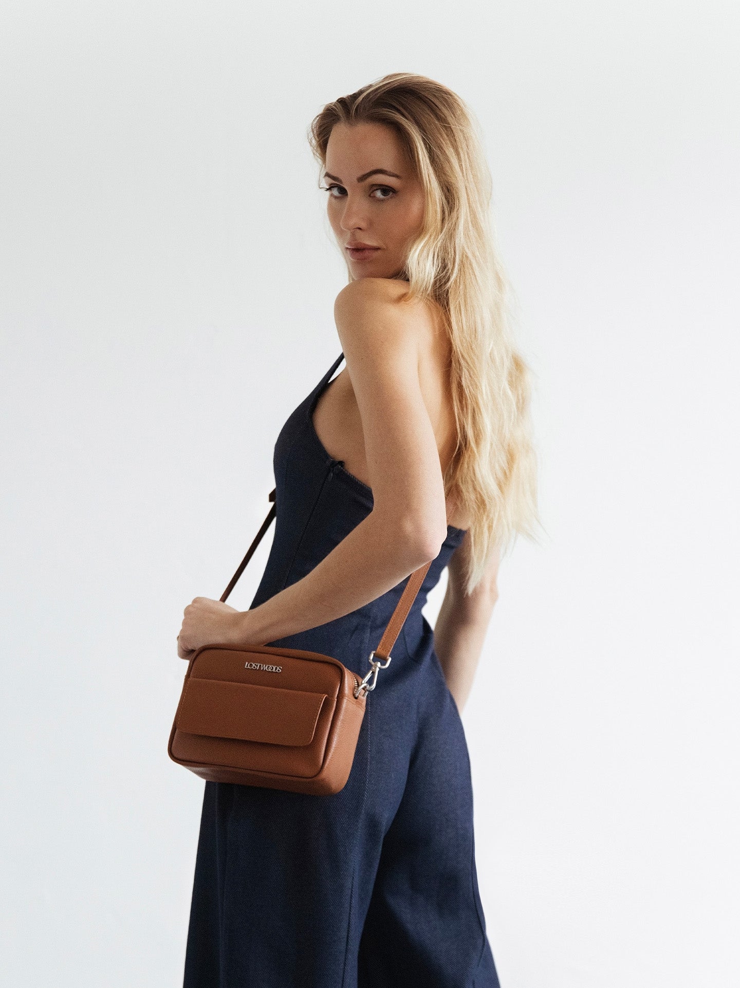 Aster Crossbody Bag - Tan MIRUM® & Silver Hardware