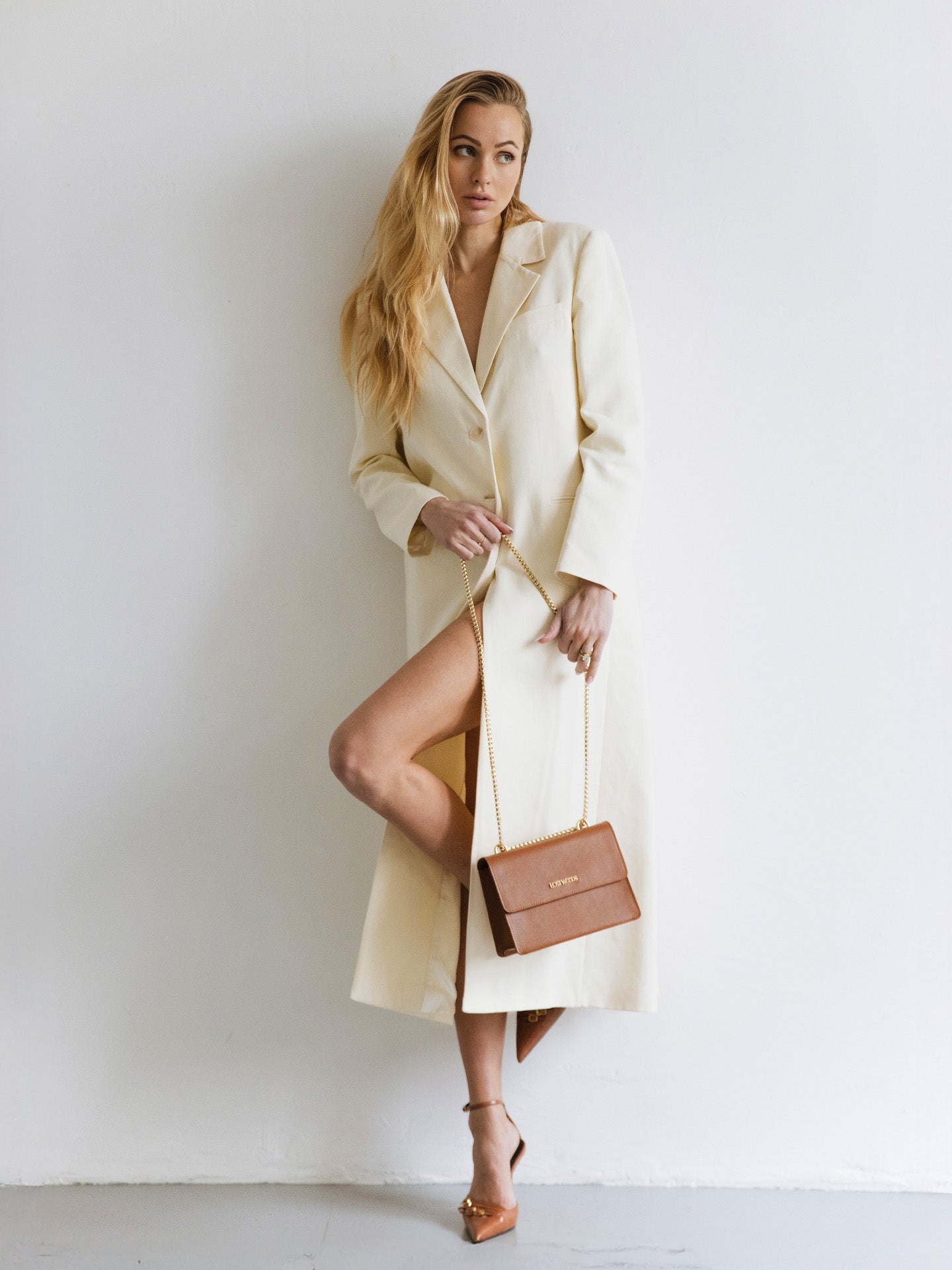 Willow Chain Bag - Tan MIRUM® & Gold Hardware